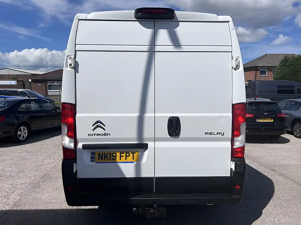 Used 2019 Citroen Relay Enterprise White - Interior and Exterior details 7