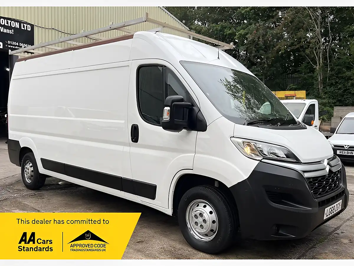 Used 2019 Citroen Relay Enterprise White - Front View