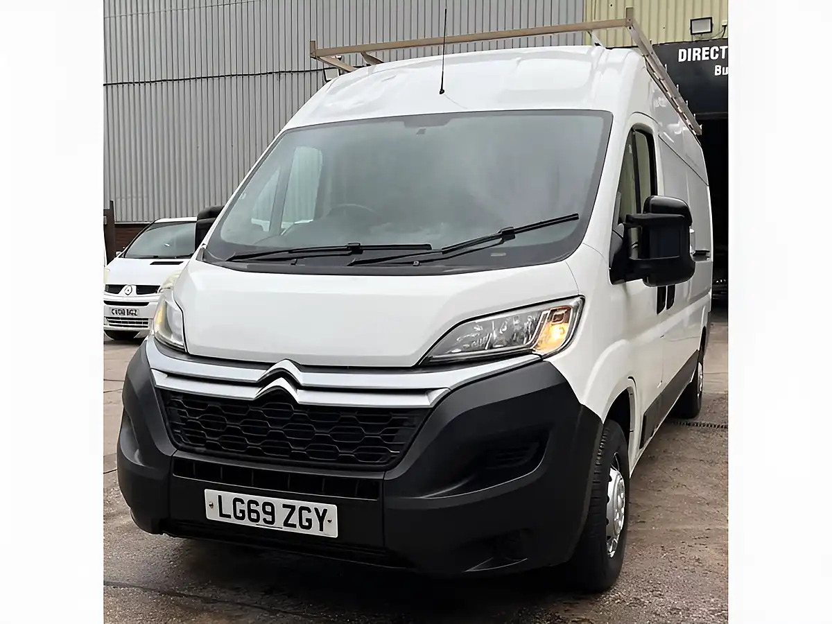 Used 2019 Citroen Relay Enterprise White - Interior and Exterior details 14