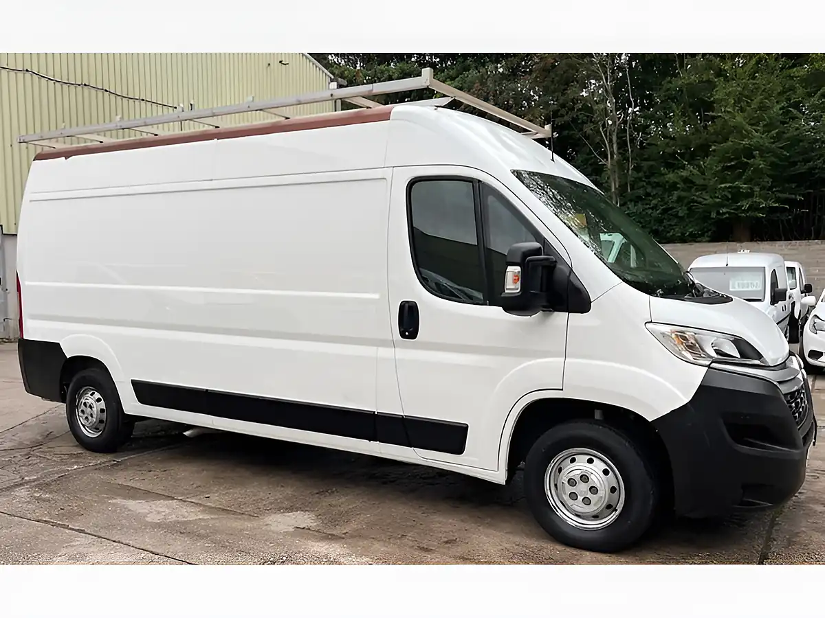Used 2019 Citroen Relay Enterprise White - Interior and Exterior details 6