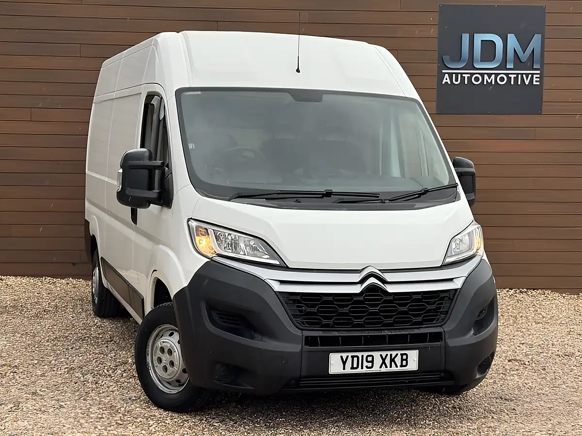 Used 2019 Citroen Relay Enterprise White - Front View
