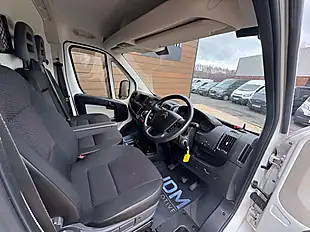 Used 2019 Citroen Relay Enterprise White - Interior and Exterior details 11
