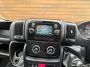 Used 2019 Citroen Relay Enterprise White - Interior and Exterior details 12