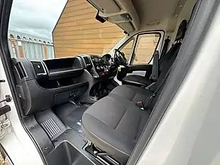 Used 2019 Citroen Relay Enterprise White - Interior and Exterior details 14