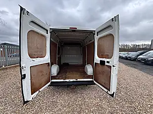 Used 2019 Citroen Relay Enterprise White - Interior and Exterior details 5