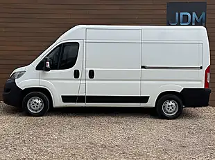 Used 2019 Citroen Relay Enterprise White - Interior and Exterior details 8