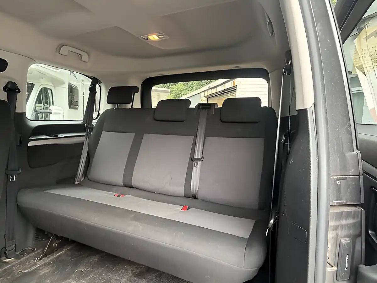 Used 2019 Citroen Spacetourer Business M Grey - Interior and Exterior details 12