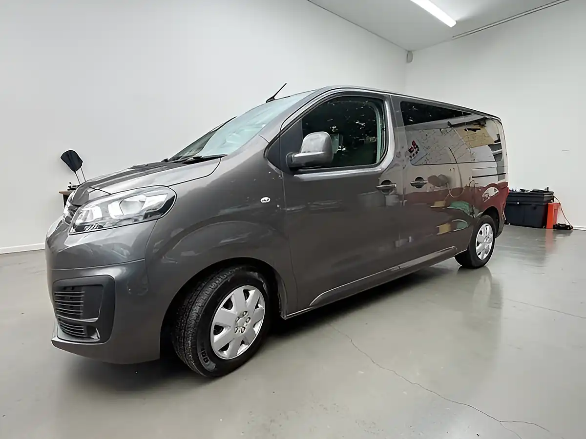 Used 2019 Citroen Spacetourer Business M Grey - Interior and Exterior details 3