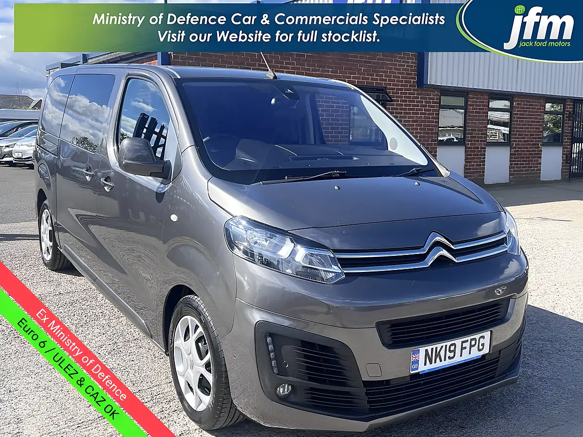 Used 2019 Citroen Spacetourer Feel M Platinum Grey Metallic - Front View