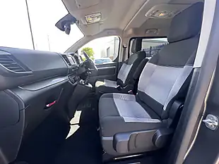 Used 2019 Citroen Spacetourer Feel M Platinum Grey Metallic - Interior and Exterior details 14