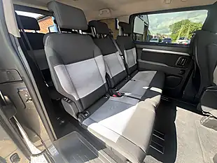 Used 2019 Citroen Spacetourer Feel M Platinum Grey Metallic - Interior and Exterior details 4