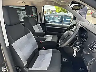 Used 2019 Citroen Spacetourer Feel M Platinum Grey Metallic - Interior and Exterior details 3