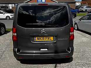 Used 2019 Citroen Spacetourer Feel M Platinum Grey Metallic - Interior and Exterior details 8