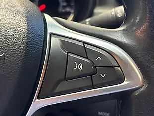 Used 2019 Dacia Duster Comfort 4WD Blue - Interior and Exterior details 16