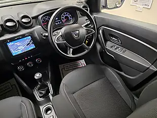 Used 2019 Dacia Duster Comfort Black - Interior and Exterior details 16