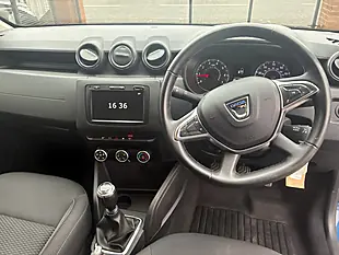 Used 2019 Dacia Duster Comfort Blue - Interior and Exterior details 11