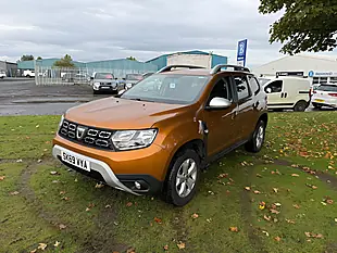 Used 2019 Dacia Duster Comfort Desert Orange - Interior and Exterior details 3