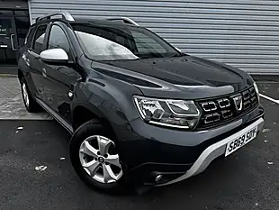 Used 2019 Dacia Duster Comfort Grey - Interior and Exterior details 2