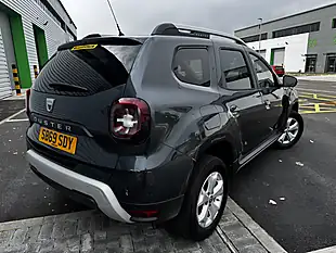 Used 2019 Dacia Duster Comfort Grey - Interior and Exterior details 5