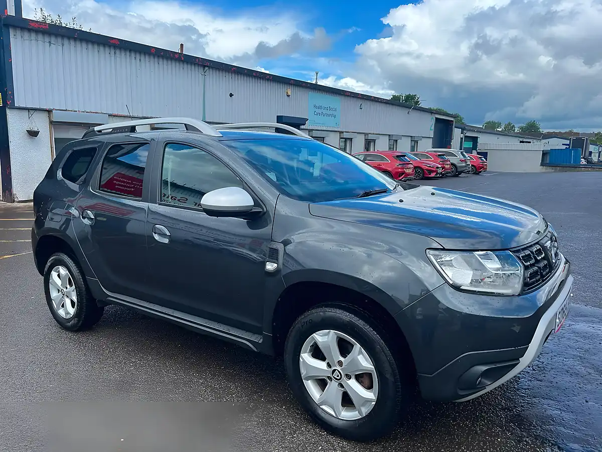 Used 2019 Dacia Duster Comfort Grey - Interior and Exterior details 7