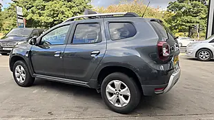Used 2019 Dacia Duster Comfort Grey - Interior and Exterior details 3