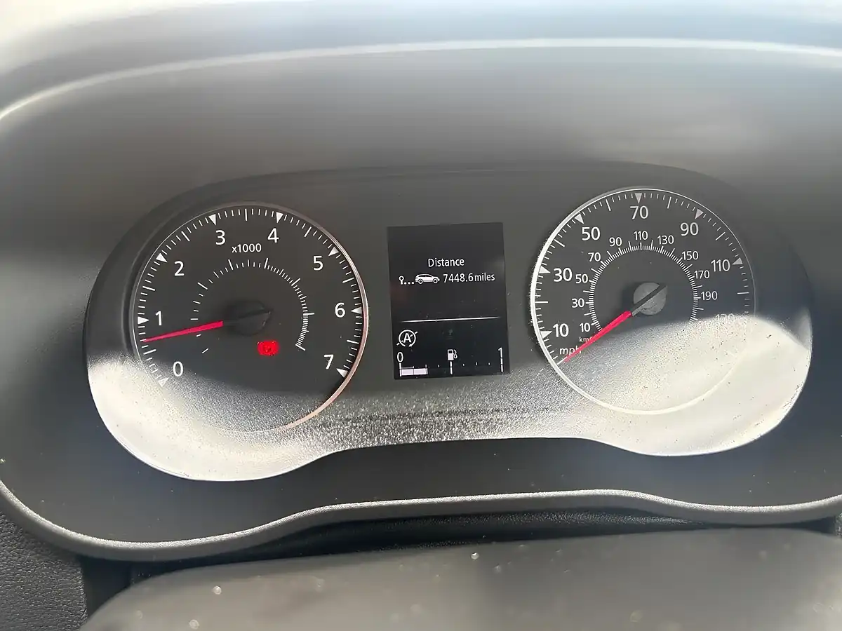 Used 2019 Dacia Duster Comfort Orange - Interior and Exterior details 12