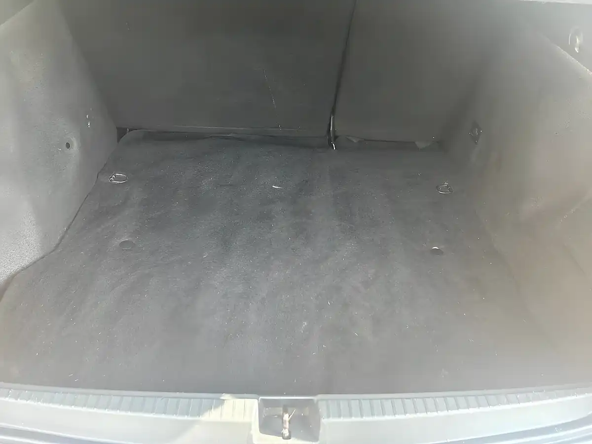 Used 2019 Dacia Duster Comfort Orange - Interior and Exterior details 16