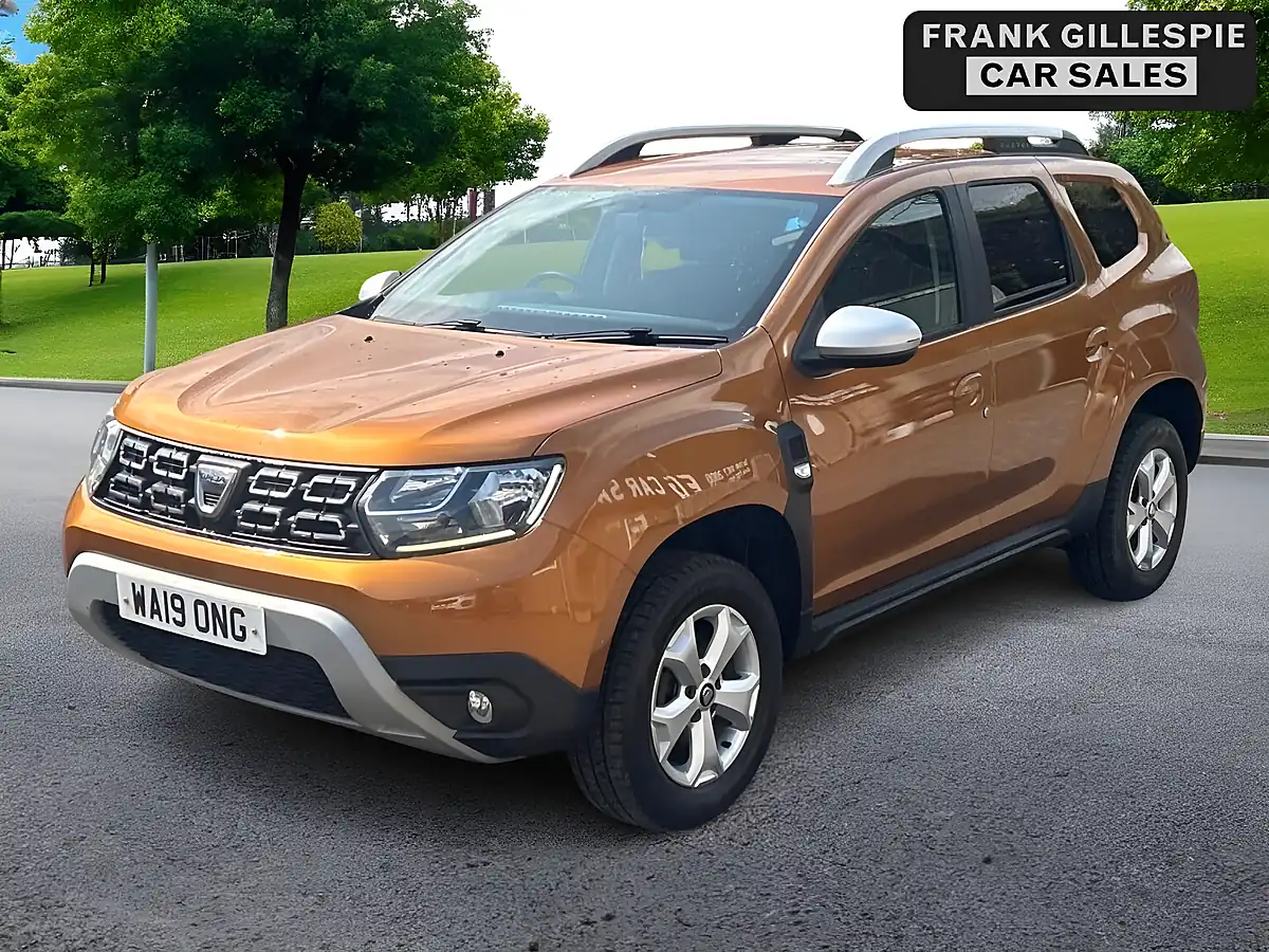 Used 2019 Dacia Duster Comfort Orange - Interior and Exterior details 3