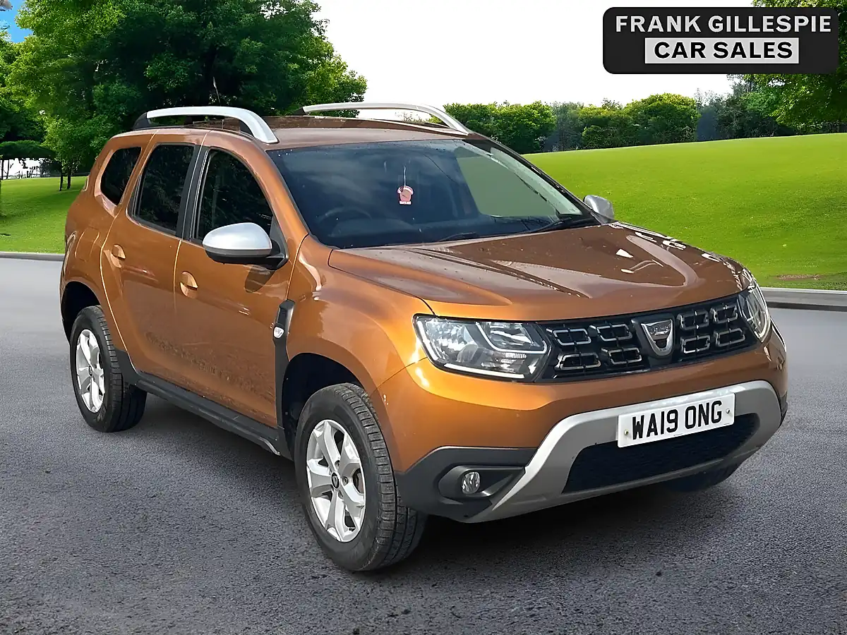 Used 2019 Dacia Duster Comfort Orange - Interior and Exterior details 5