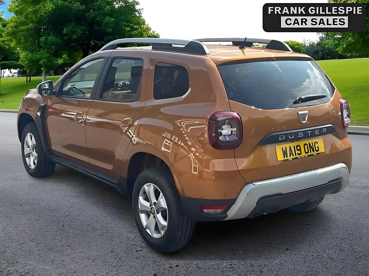 Used 2019 Dacia Duster Comfort Orange - Interior and Exterior details 6