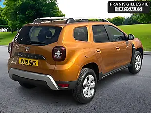 Used 2019 Dacia Duster Comfort Orange - Interior and Exterior details 8