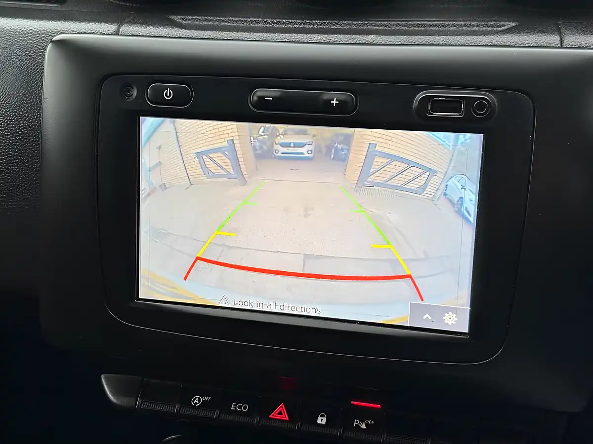 Used 2019 Dacia Duster Comfort White - Interior and Exterior details 13
