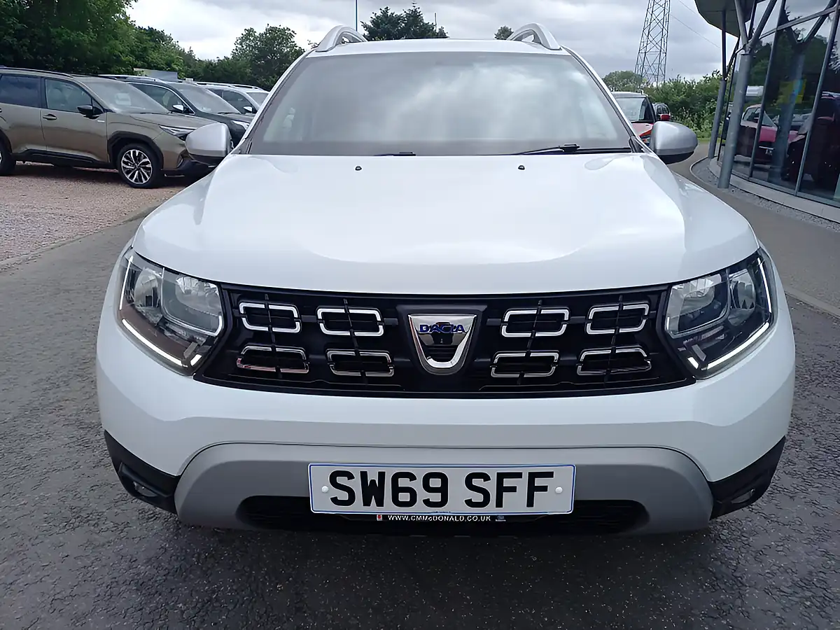 Used 2019 Dacia Duster Comfort White - Interior and Exterior details 2
