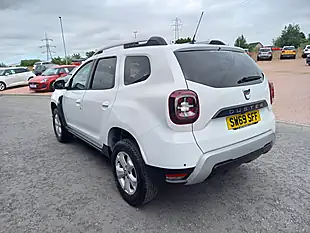 Used 2019 Dacia Duster Comfort White - Interior and Exterior details 5