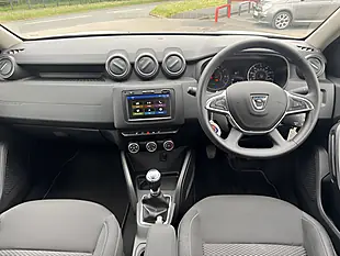 Used 2019 Dacia Duster Comfort White - Interior and Exterior details 2