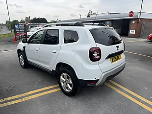 Used 2019 Dacia Duster Comfort White - Interior and Exterior details 7