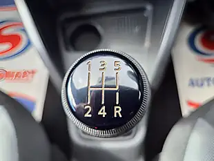 Used 2019 Dacia Duster Essential Desert Orange - Interior and Exterior details 12