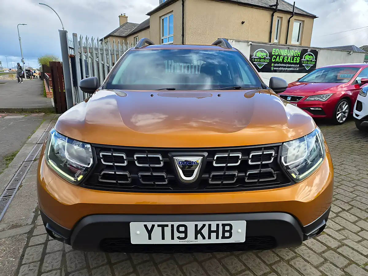 Used 2019 Dacia Duster Essential Desert Orange - Interior and Exterior details 2