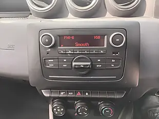 Used 2019 Dacia Duster Essential Grey - Interior and Exterior details 13