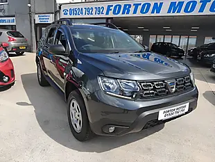 Used 2019 Dacia Duster Essential Grey - Interior and Exterior details 3