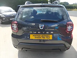 Used 2019 Dacia Duster Essential Grey - Interior and Exterior details 8