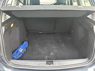 Used 2019 Dacia Duster Essential Grey - Interior and Exterior details 19