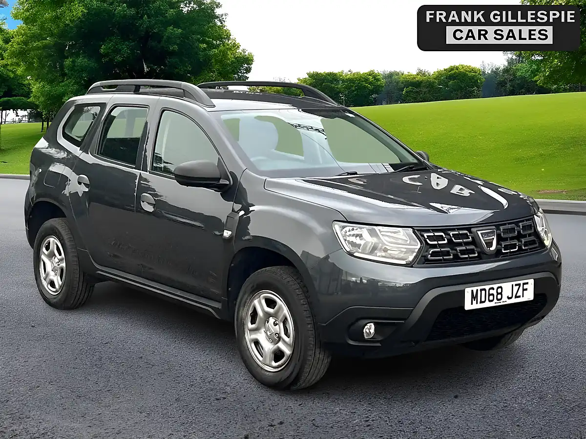 Used 2019 Dacia Duster Essential Grey - Interior and Exterior details 3