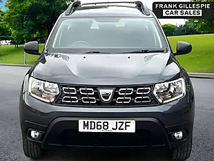 Used 2019 Dacia Duster Essential Grey - Interior and Exterior details 4