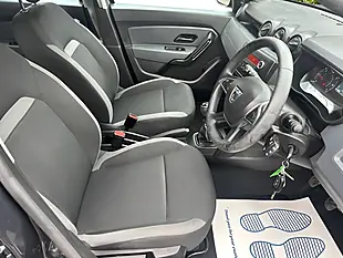 Used 2019 Dacia Duster Essential Grey - Interior and Exterior details 9