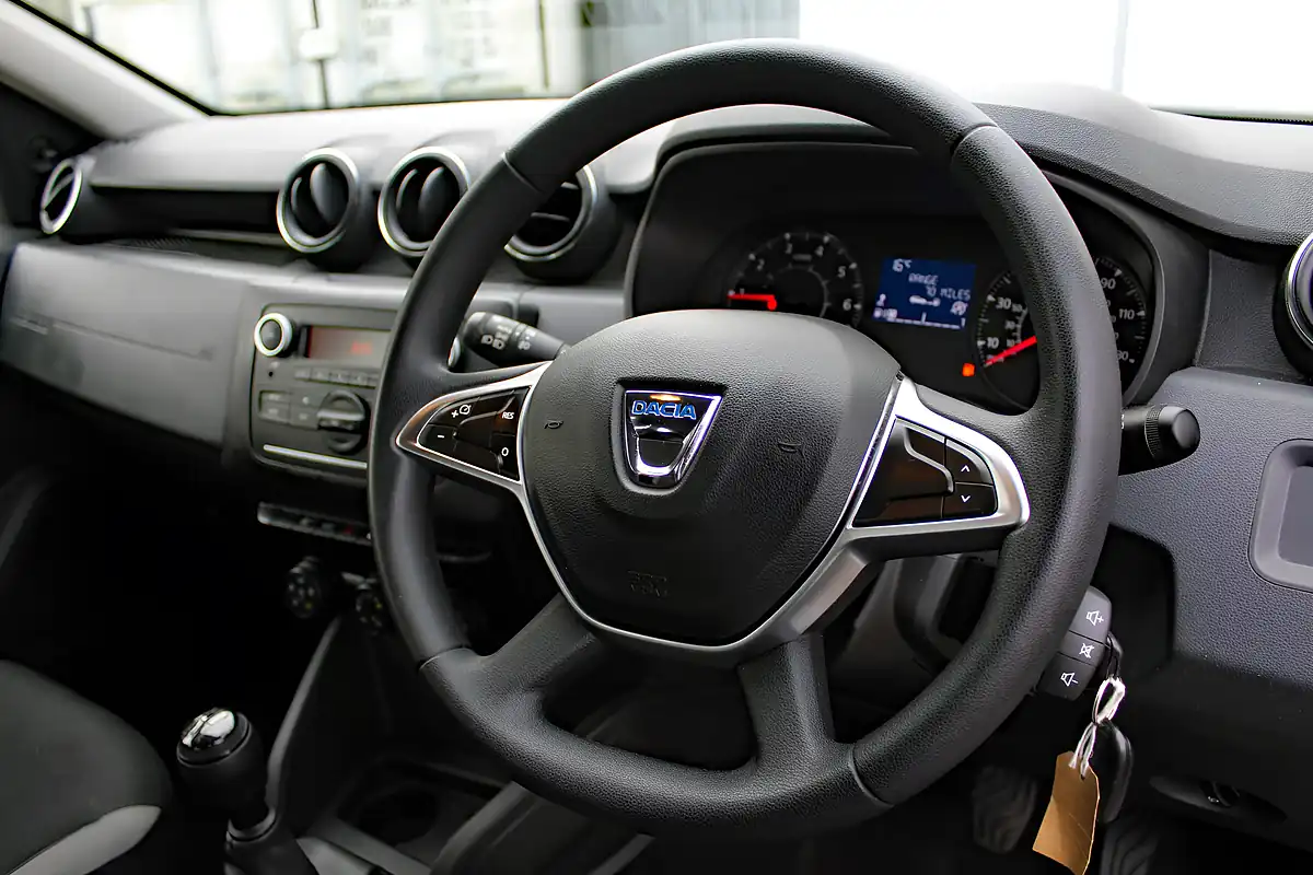 Used 2019 Dacia Duster Essential White - Interior and Exterior details 13