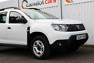 Used 2019 Dacia Duster Essential White - Interior and Exterior details 8