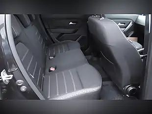 Used 2019 Dacia Duster Prestige Black - Interior and Exterior details 8