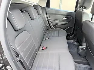 Used 2019 Dacia Duster Prestige Black - Interior and Exterior details 15