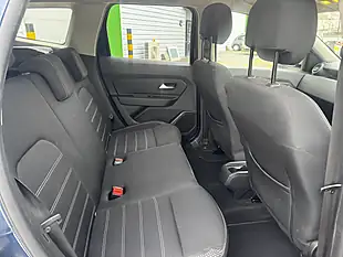 Used 2019 Dacia Duster Prestige Blue - Interior and Exterior details 15